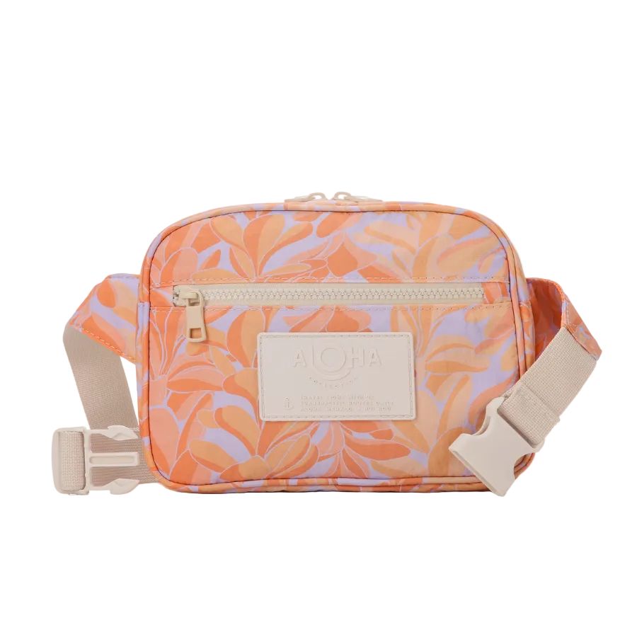 ALOHA LEI STAND KEEP IT LIGHT HIP PACK
