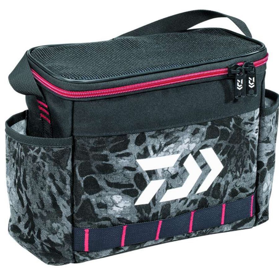 DAIWA D-VEC PRYMAL SOFT SIDED TACKLE BAG